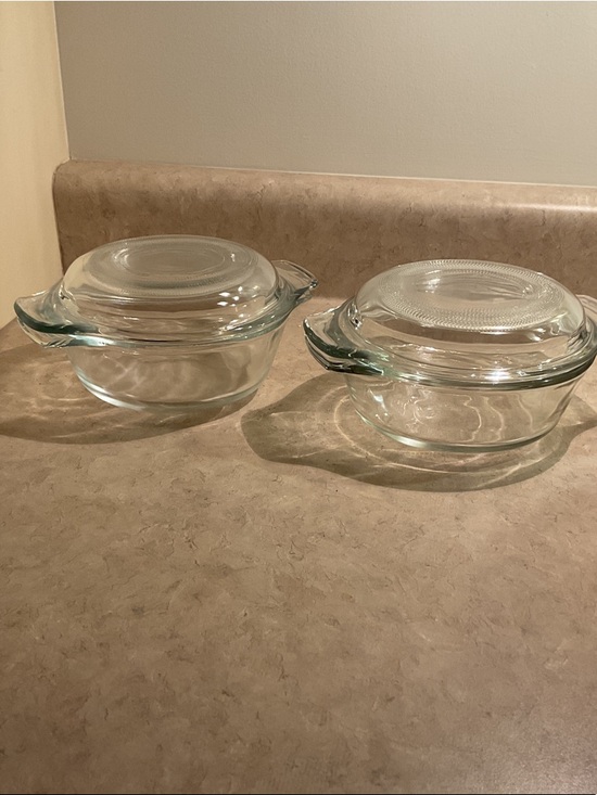 Anchor Hocking Other - Anchor Hocking Clear Glass Lidded Casserole Dishes - Set of 2